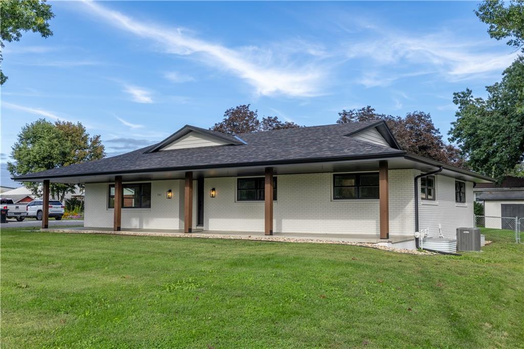 Listing Photo MLS #HMS2644157