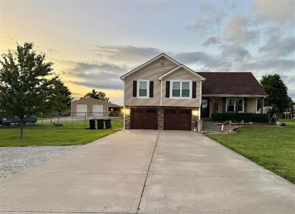 Listing Photo MLS #HMS2644173