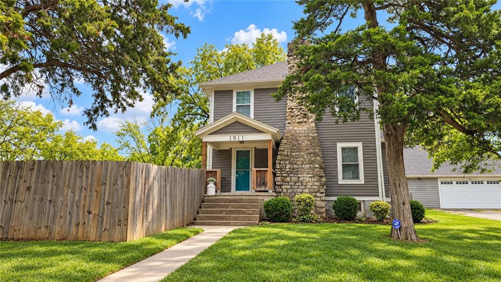 Listing Photo MLS #HMS2644358