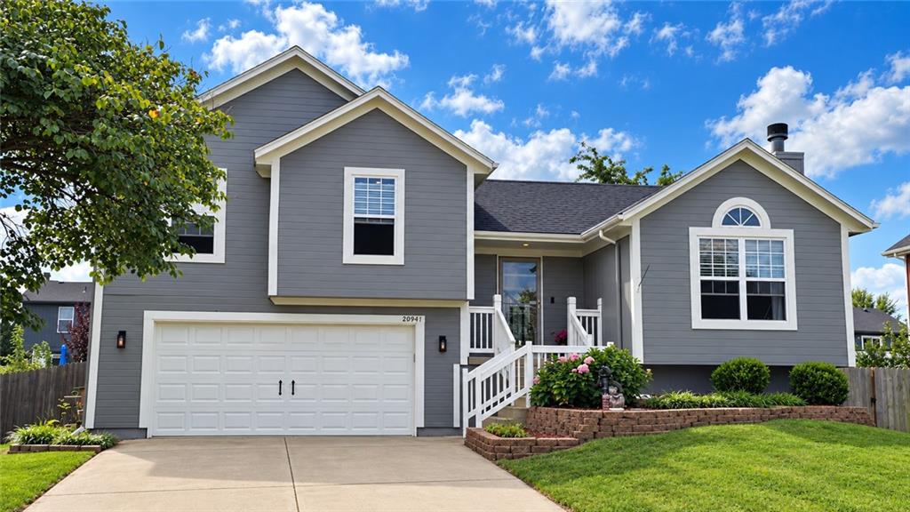 Listing Photo MLS #HMS2644369
