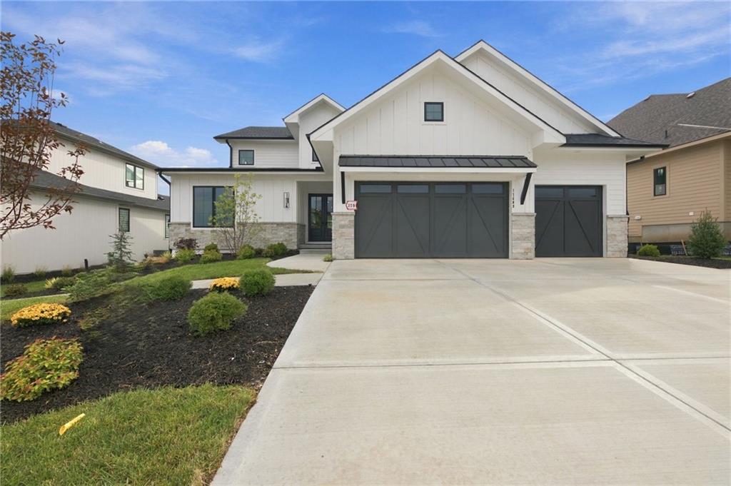 Listing Photo MLS #HMS2644551
