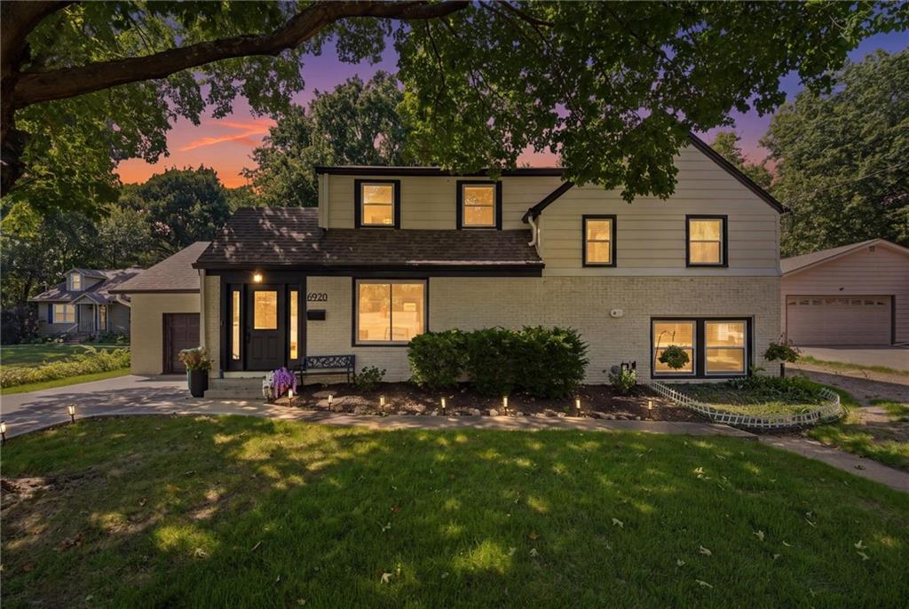 Listing Photo MLS #HMS2644606