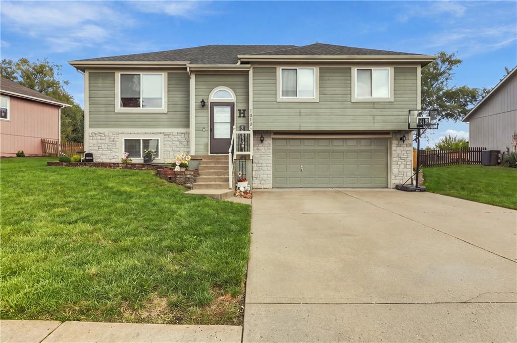 Listing Photo MLS #HMS2644644