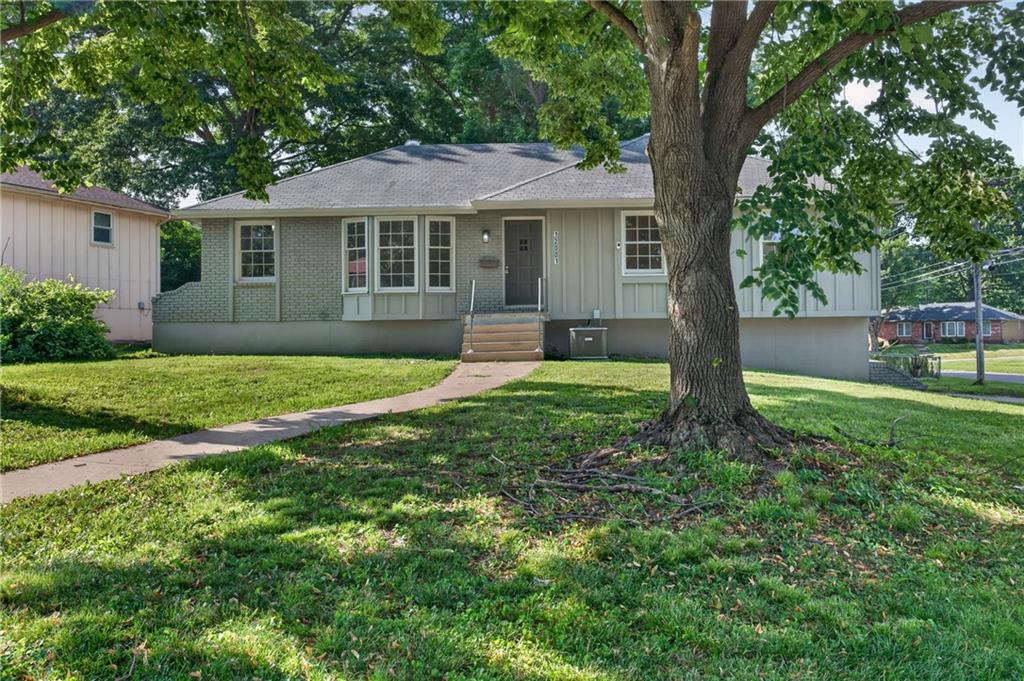 Listing Photo MLS #HMS2644919