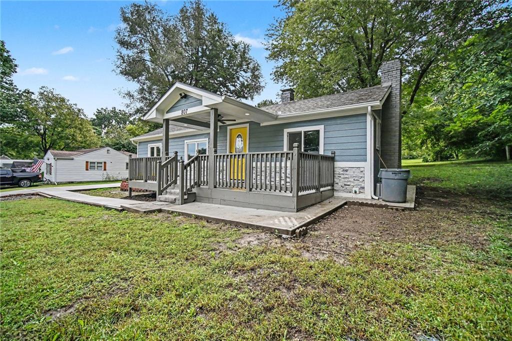 Listing Photo MLS #HMS2644959