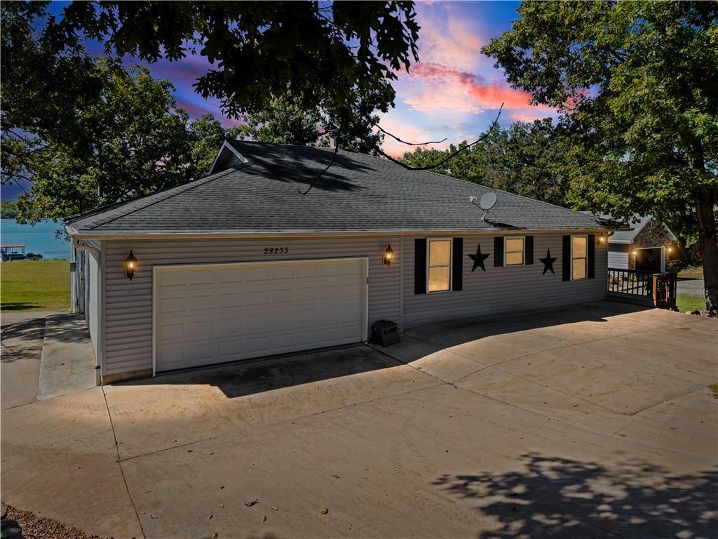 Listing Photo MLS #HMS2645444