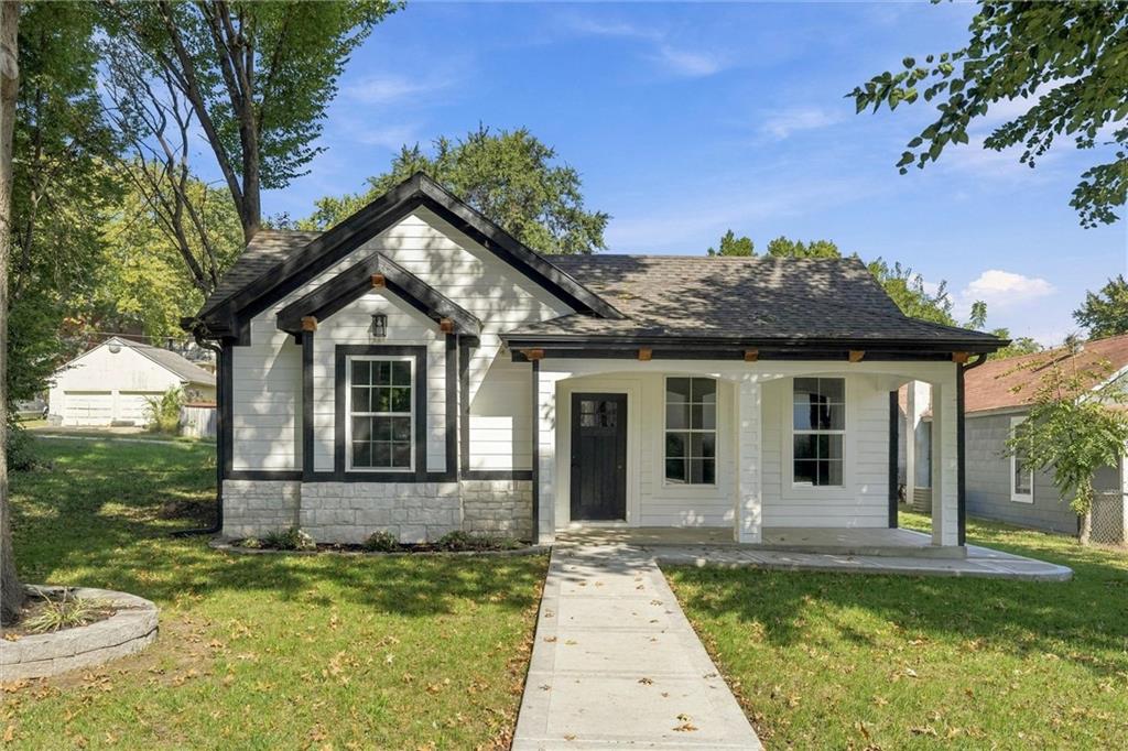 Listing Photo MLS #HMS2645690