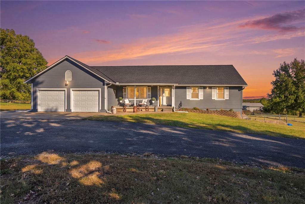 Listing Photo MLS #HMS2646112