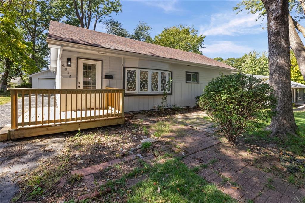 Listing Photo MLS #HMS2646271