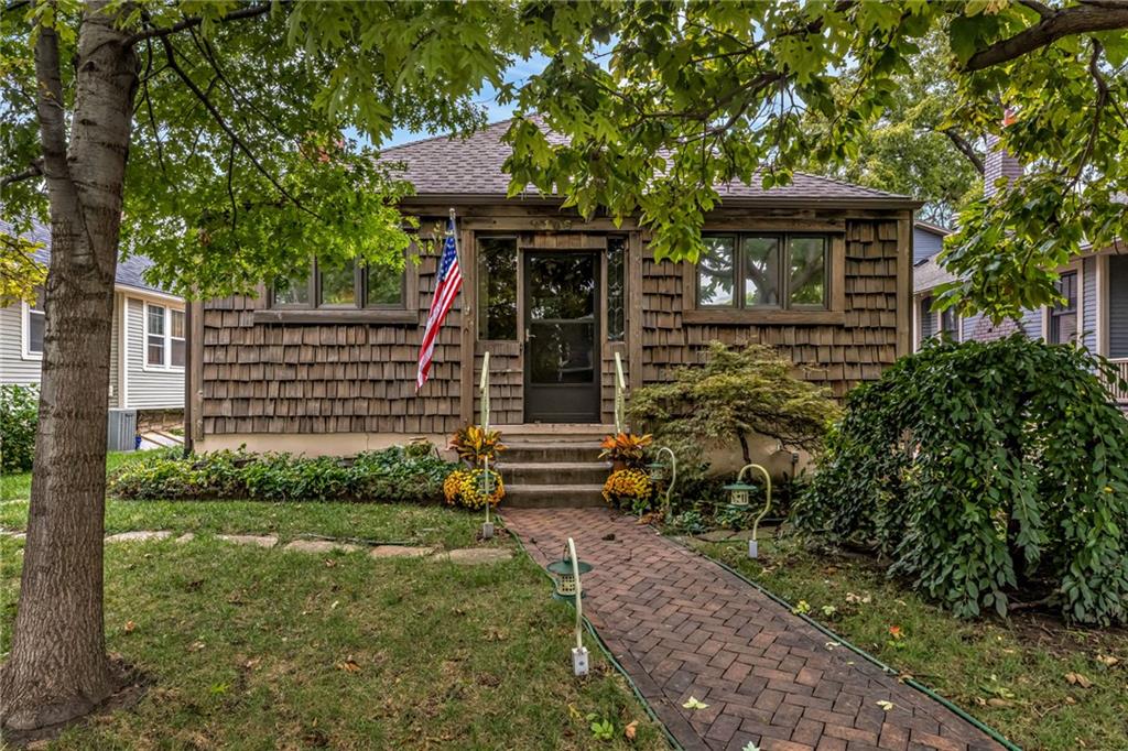 Listing Photo MLS #HMS2646427