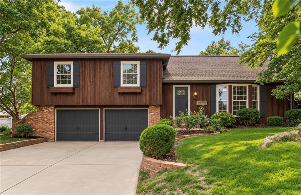 Listing Photo MLS #HMS2646460