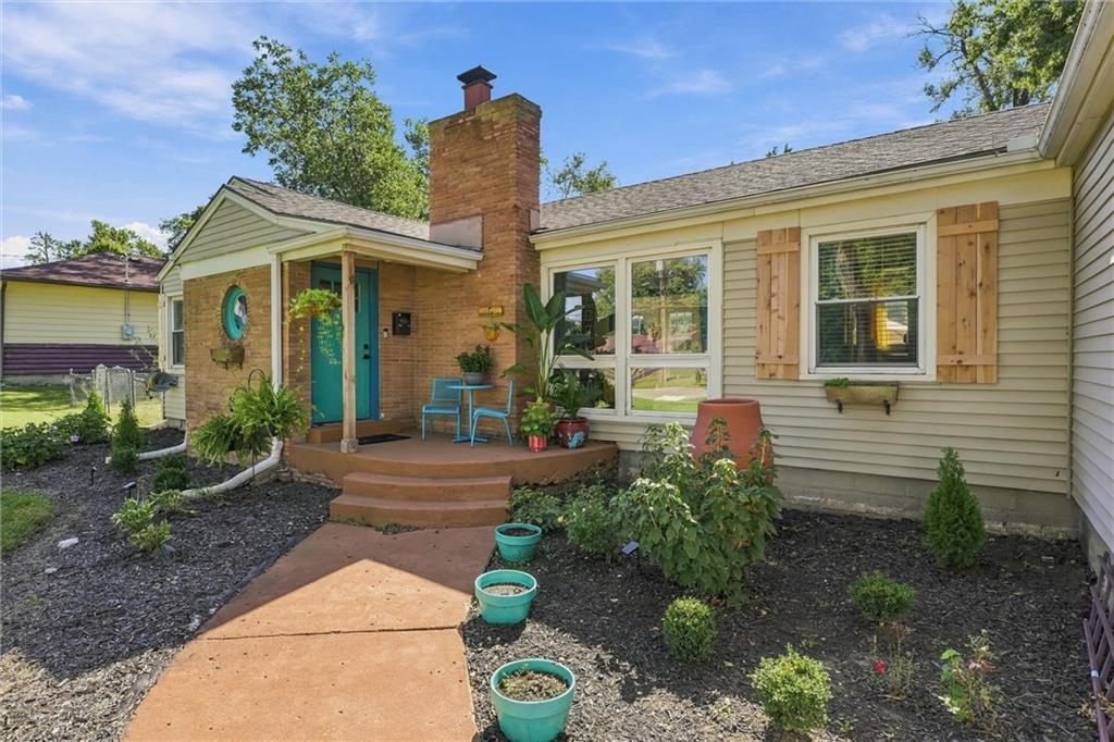Listing Photo MLS #HMS2646539