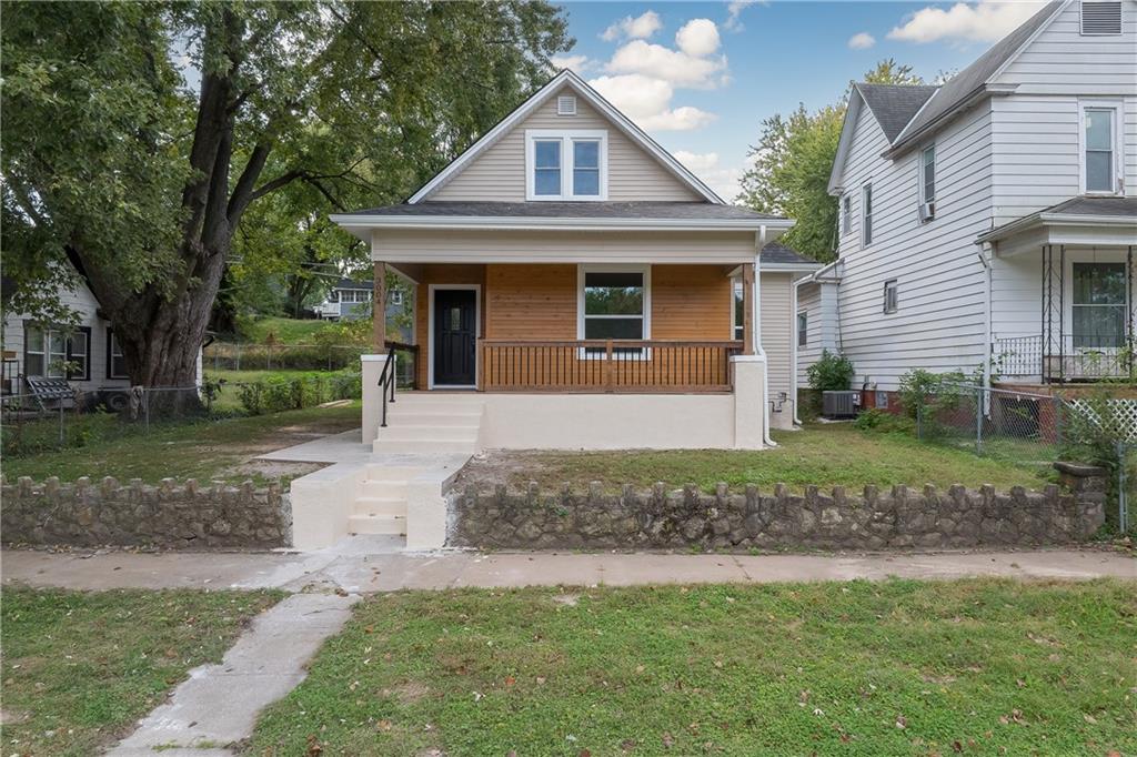 Listing Photo MLS #HMS2646666