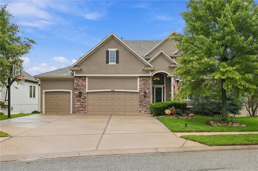 Listing Photo MLS #HMS2646782