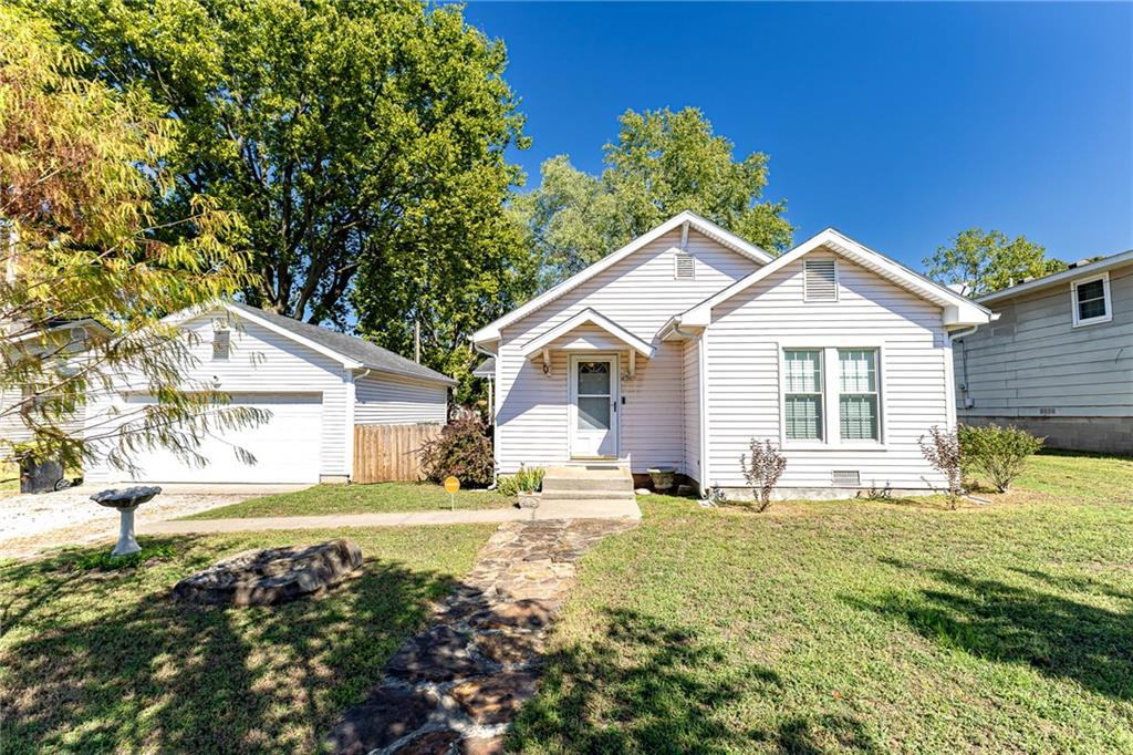 Listing Photo MLS #HMS2646877