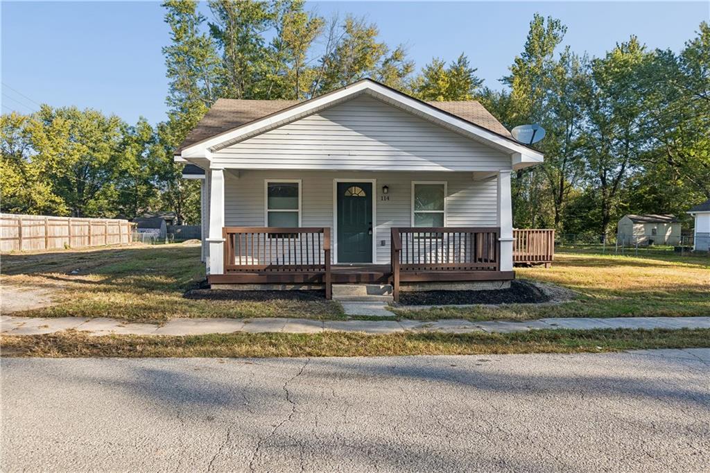 Listing Photo MLS #HMS2647066