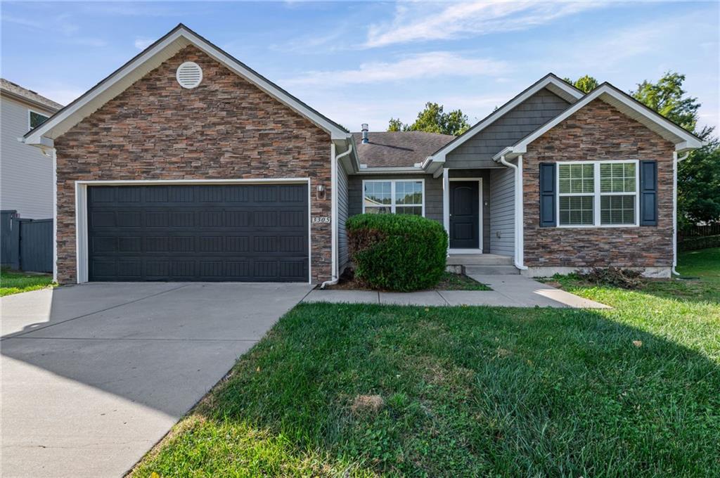 Listing Photo MLS #HMS2647102