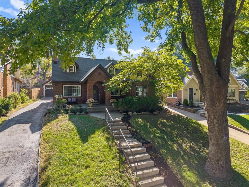Listing Photo MLS #HMS2647458