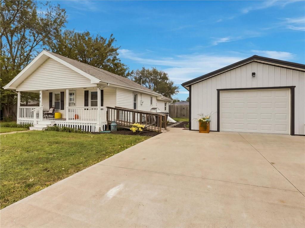 Listing Photo MLS #HMS2647473