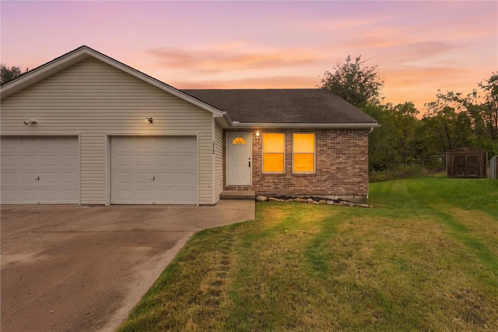 Listing Photo MLS #HMS2647604