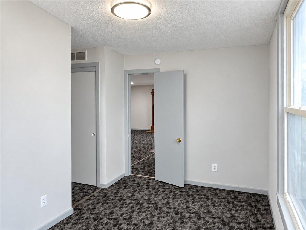 Listing Photo MLS #HMS2647620