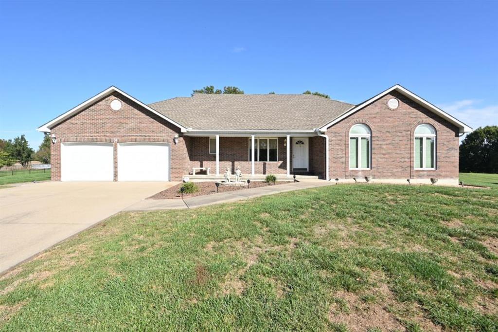 Listing Photo MLS #HMS2647859