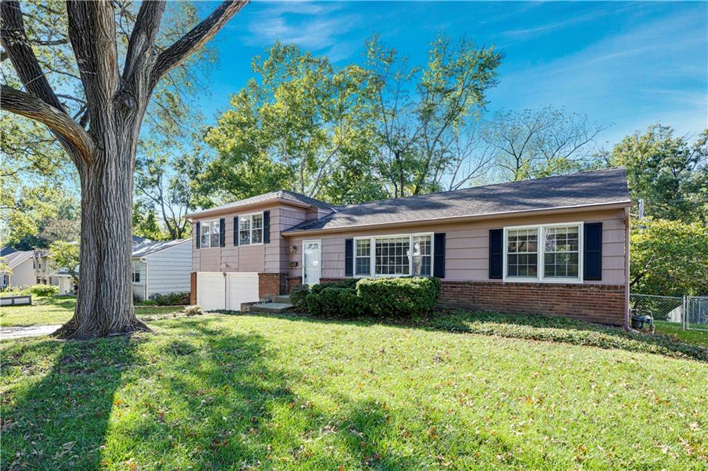 Listing Photo MLS #HMS2647886
