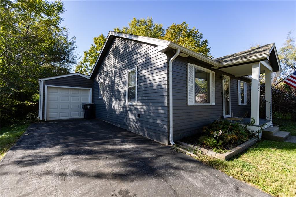 Listing Photo MLS #HMS2647896