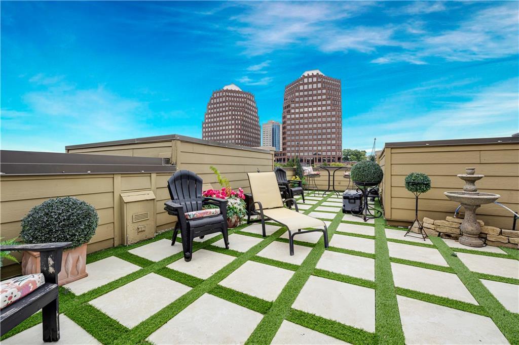 Listing Photo MLS #HMS2647926