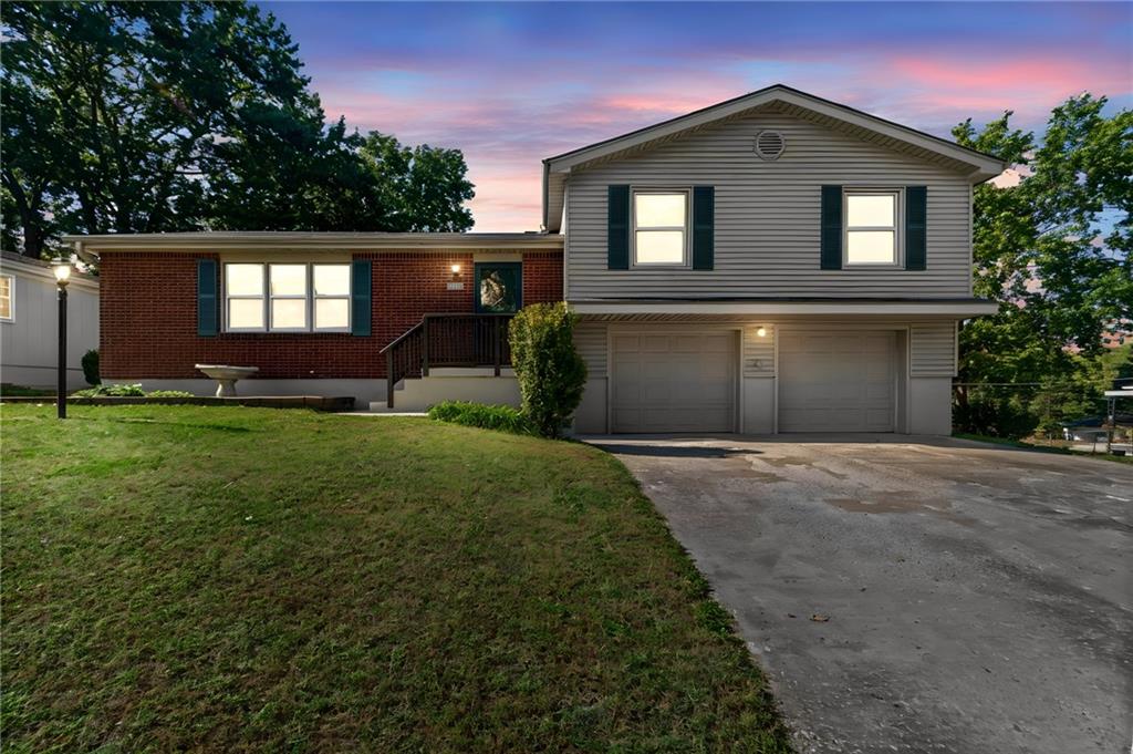 Listing Photo MLS #HMS2648006