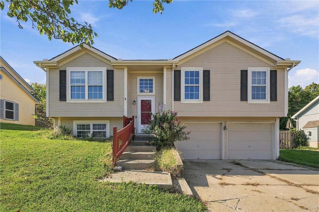 Listing Photo MLS #HMS2648035