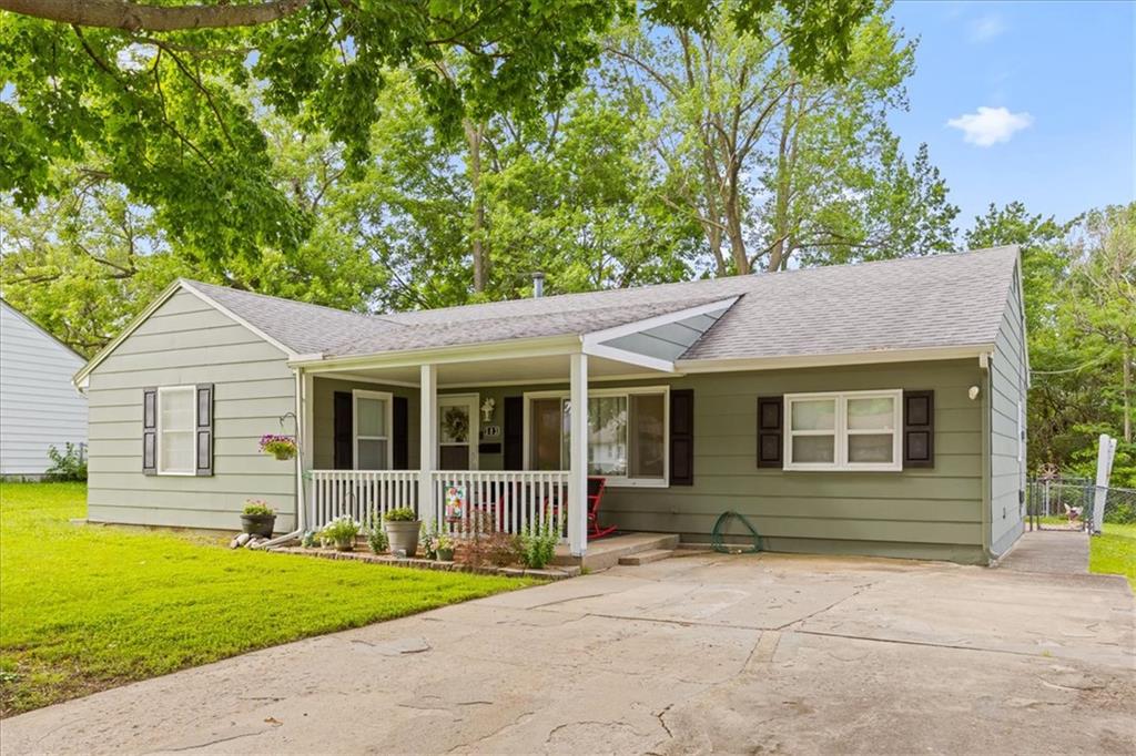 Listing Photo MLS #HMS2648320