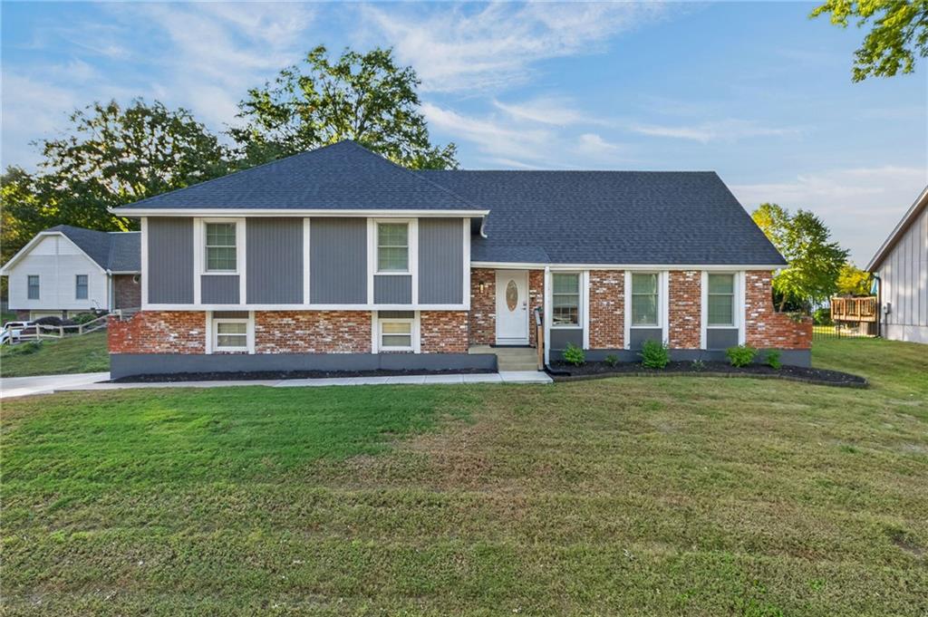 Listing Photo MLS #HMS2648350
