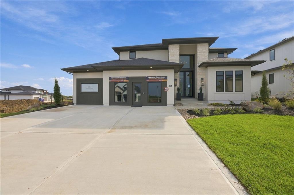 Listing Photo MLS #HMS2648675