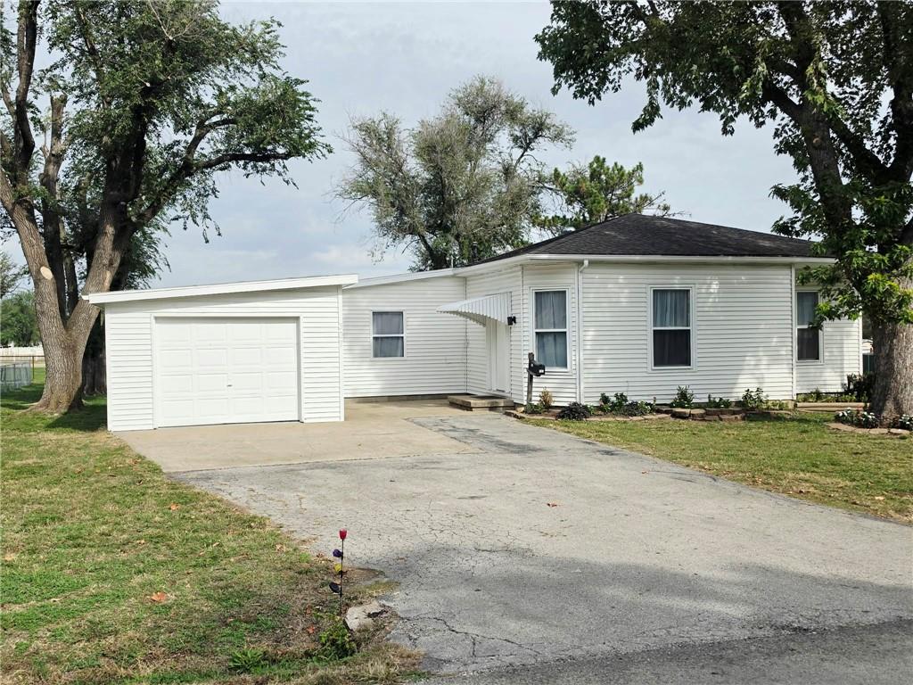 Listing Photo MLS #HMS2649701